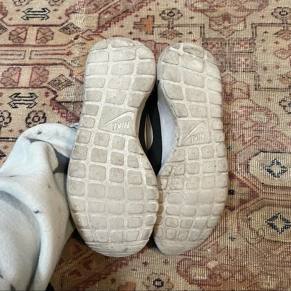 Nike Athletic Sneakers - Picture 5 of 5